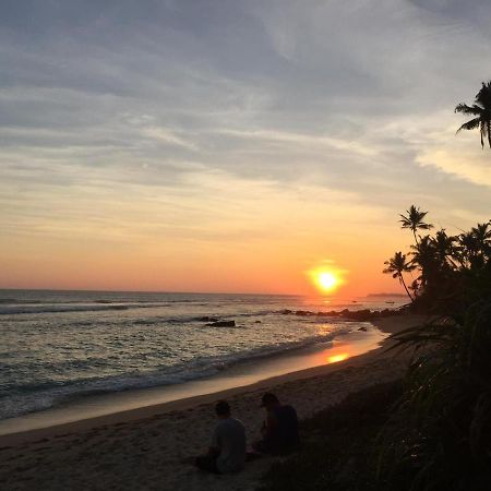 Sabine Holiday Resort And Restaurant Matara Exterior foto